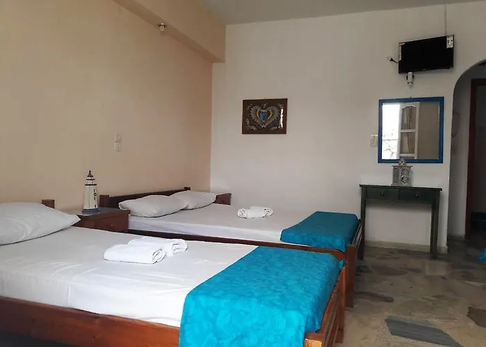 Naxos City Hotels for Romantic Getaway near Archaeological Museum of Naxos