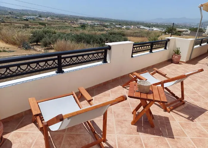 Naxos City hotels near Oura Beach